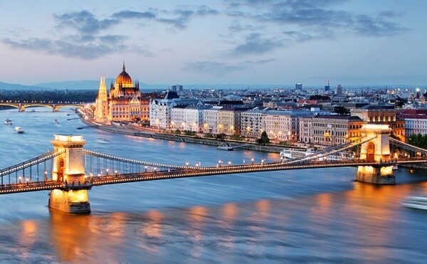 Széchenyi Chain Bridge in Budapest