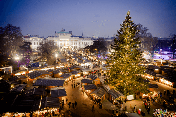 Christmas maket in Vienna – birds-eye view